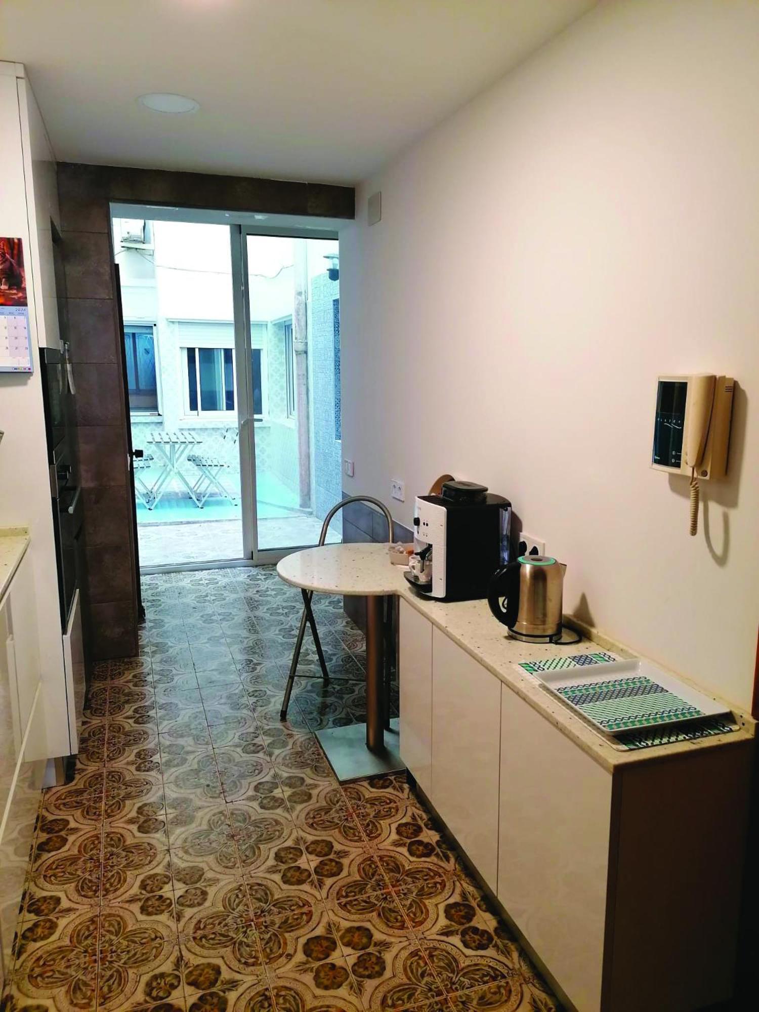 Appartement Au Centre D'Alicante Buitenkant foto